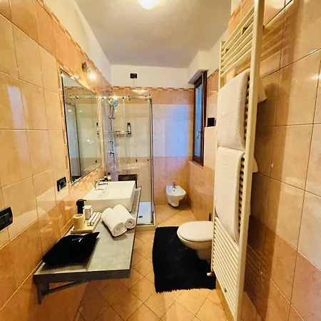 Il Campanile-tignale Apartamento